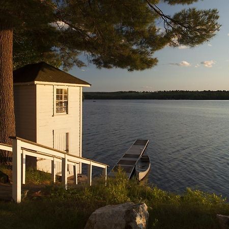 Wolf Cove Inn Poland Eksteriør bilde