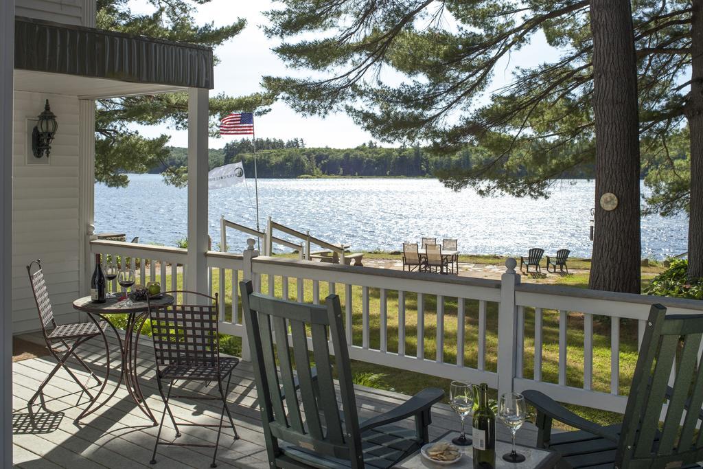 Wolf Cove Inn Poland Eksteriør bilde