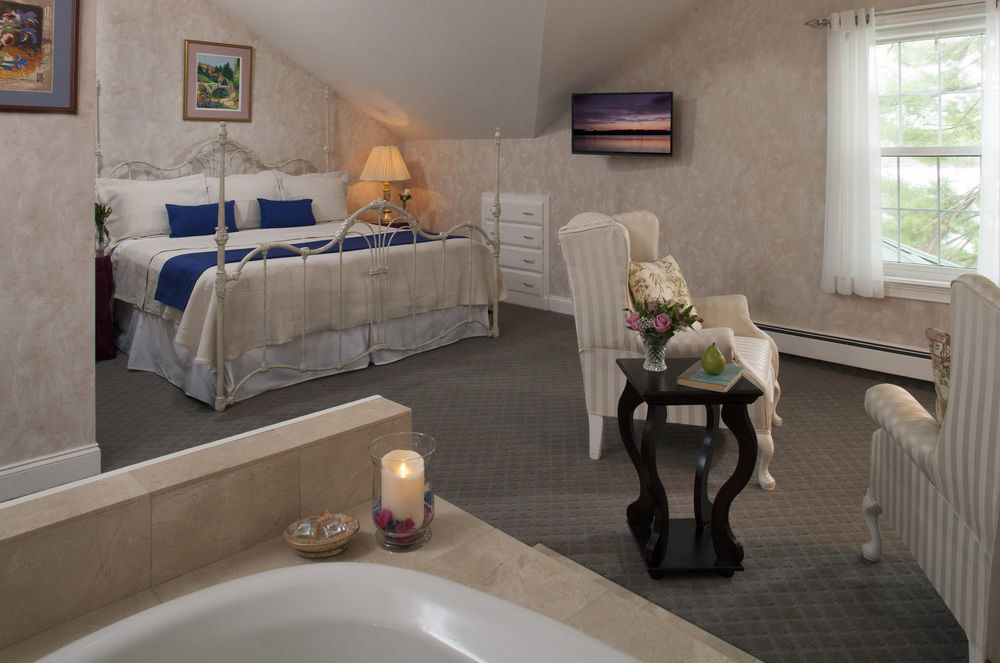 Wolf Cove Inn Poland Eksteriør bilde